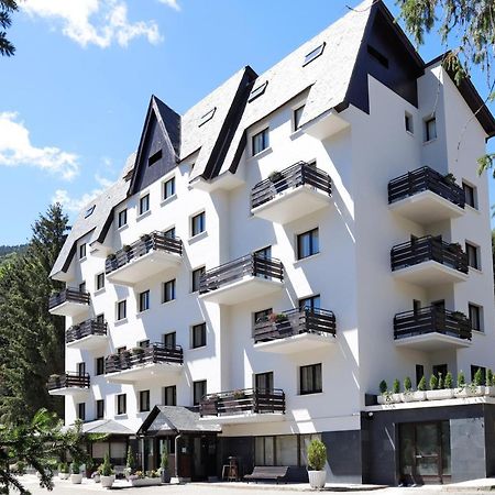 Hotel Blu Aran Вьелья Экстерьер фото