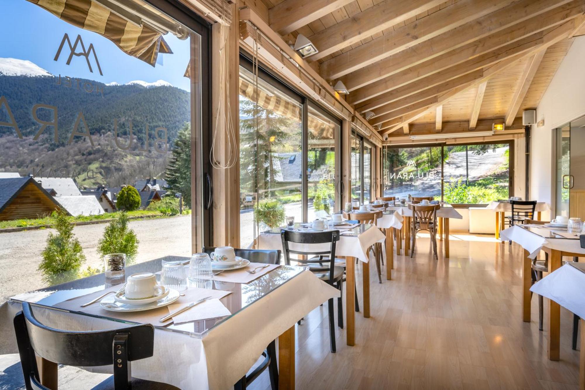Hotel Blu Aran Вьелья Экстерьер фото